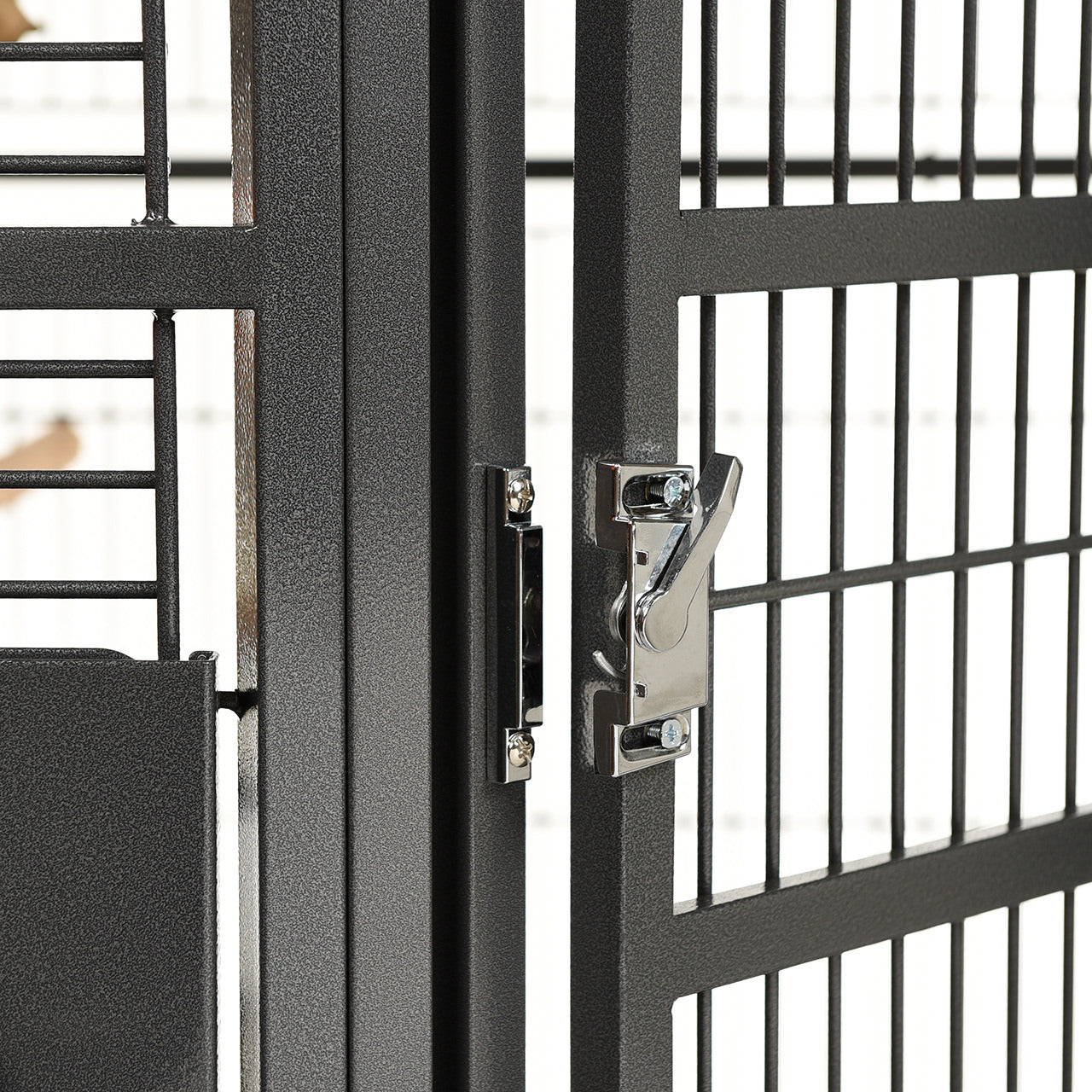32" x 21" Elegant Style Flight Cage with Opening Top