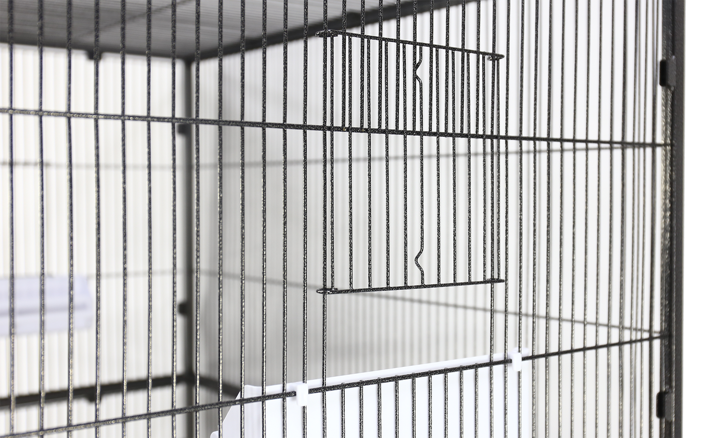 31"x20" Flight Cage & Stand